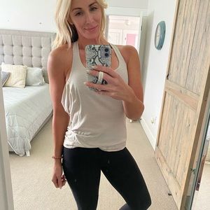 Lululemon wild thing tank size 6